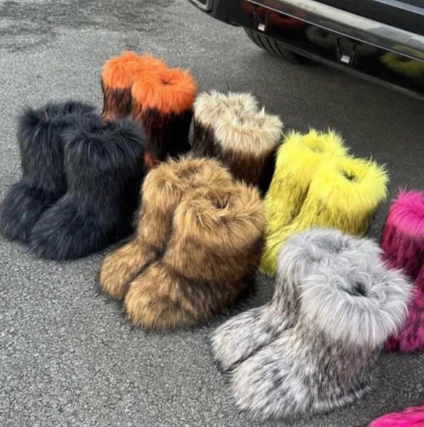 Short Fur Boots